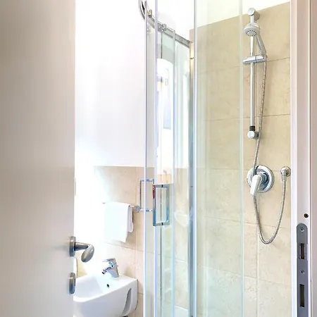 Cala Gavetta Nuovo Trilocale Sul Porticciolo Turistico La Maddalena